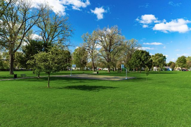 2725 Homecroft Drive, Columbus, OH 43211