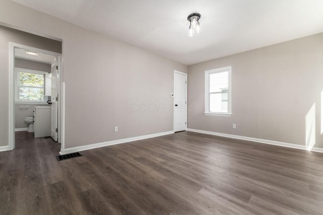 2725 Homecroft Drive, Columbus, OH 43211