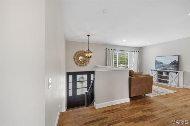 11260 Claywood Drive, St Louis, MO 63126