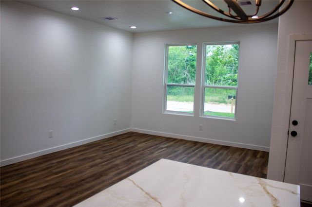106 Runnels Street B, Willis, TX 77378