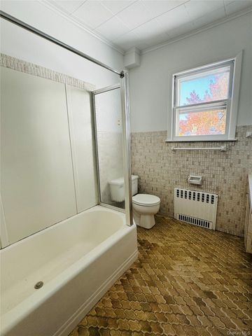 38 Linden Place 2, New Rochelle, NY 10801