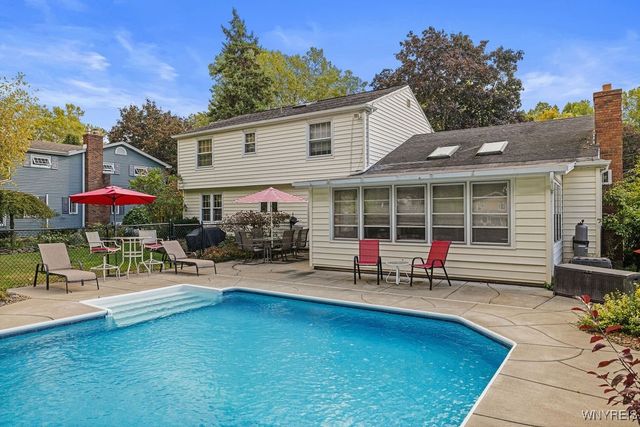 611 Sandlewood Drive, Lewiston, NY 14092