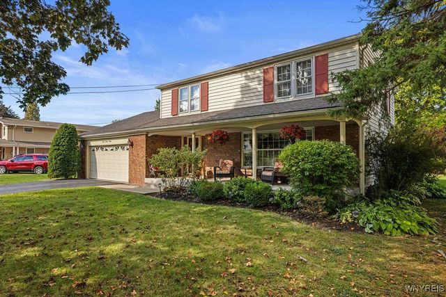 611 Sandlewood Drive, Lewiston, NY 14092