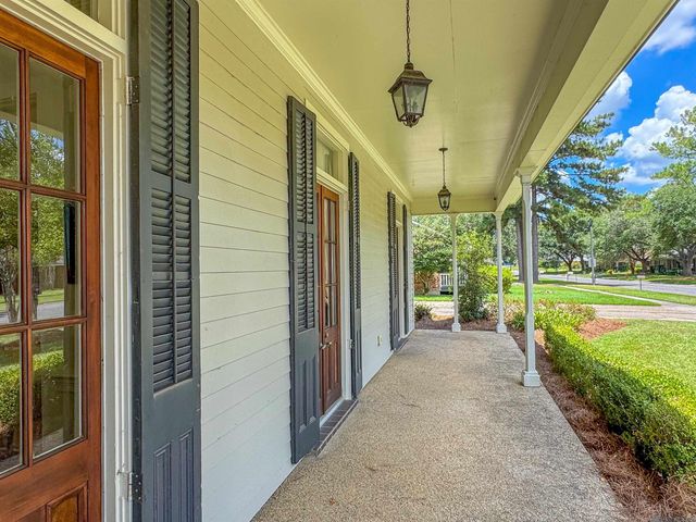 3654 Sessions Dr, Baton Rouge, LA 70816