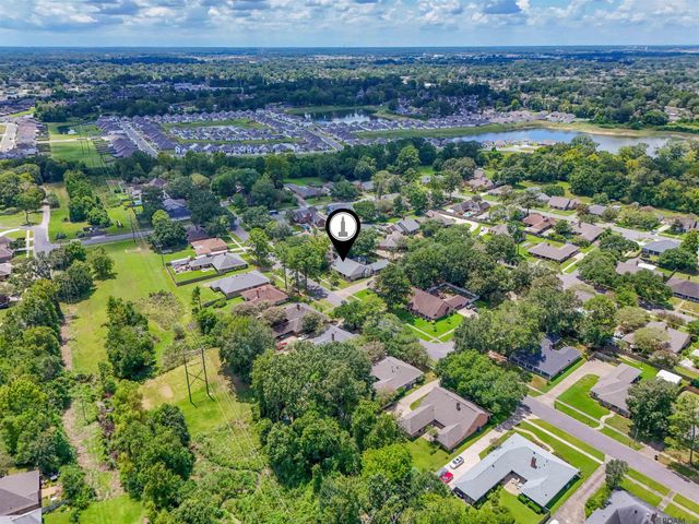 3654 Sessions Dr, Baton Rouge, LA 70816