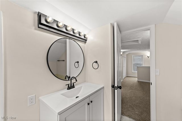 5909 Main Avenue, North Ridgeville, OH 44039