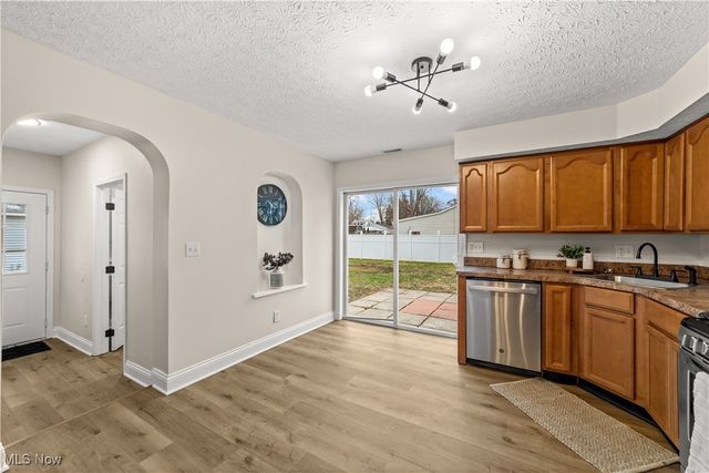 5909 Main Avenue, North Ridgeville, OH 44039