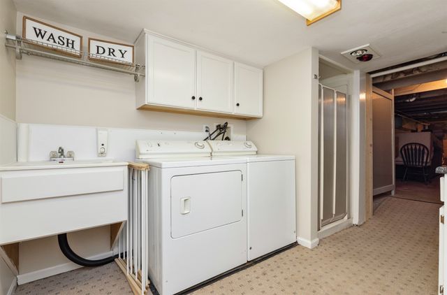 4690 NW Lovington Drive, Des Moines, IA 50310