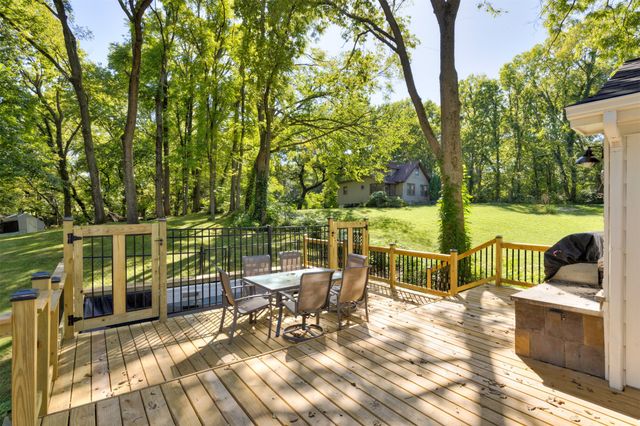 4690 NW Lovington Drive, Des Moines, IA 50310