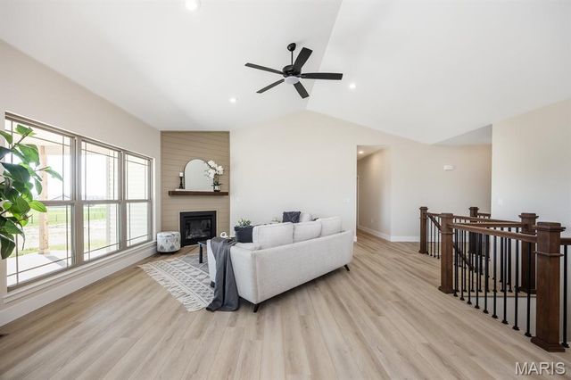 3740 Golfview Circle, Shiloh, IL 62221