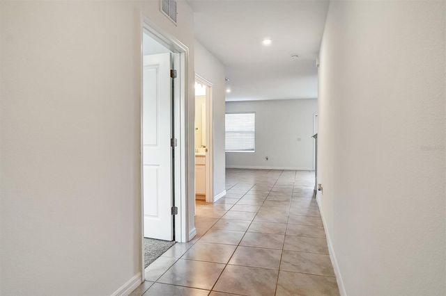 6803 BRANHAM MILL COURT, Zephyrhills, FL 33542