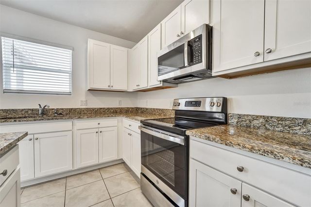 6803 BRANHAM MILL COURT, Zephyrhills, FL 33542