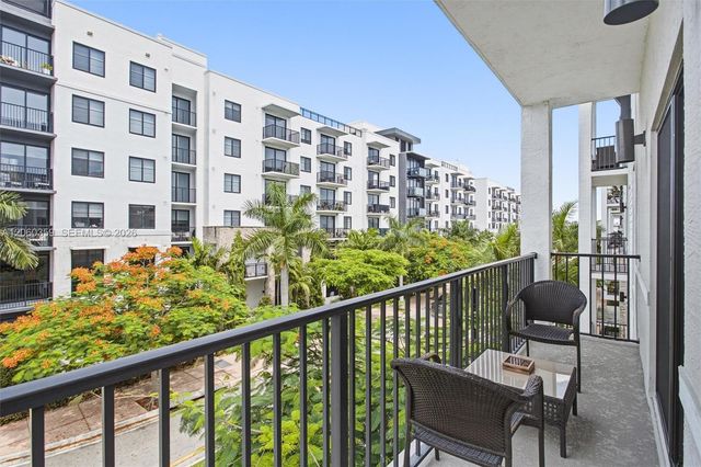 8363 NW 41st St A-306, Doral, FL 33166