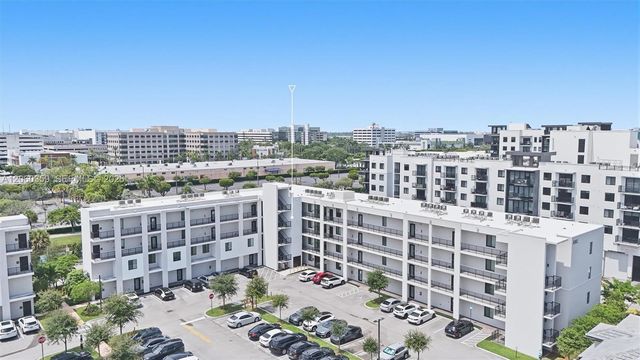 8363 NW 41st St A-306, Doral, FL 33166