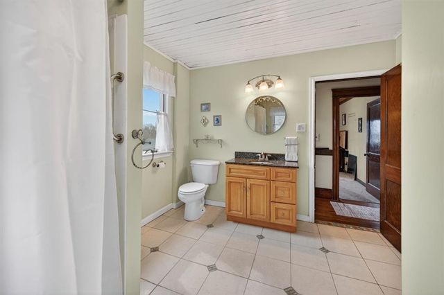 102 Willett Avenue, East Providence, RI 02915