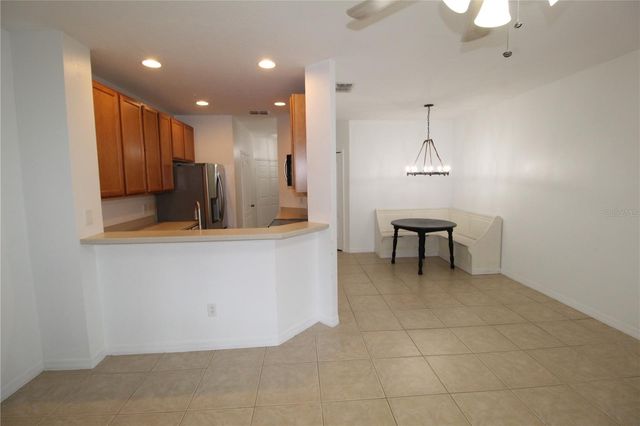 10963 SAVANNAH WOOD DRIVE 160, Orlando, FL 32832