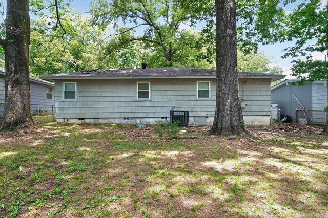 7 Durham Drive, Little Rock, AR 72209