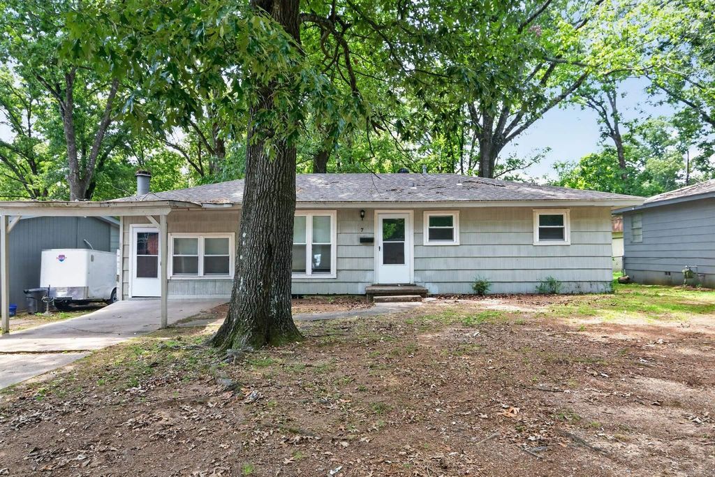 7 Durham Drive, Little Rock, AR 72209