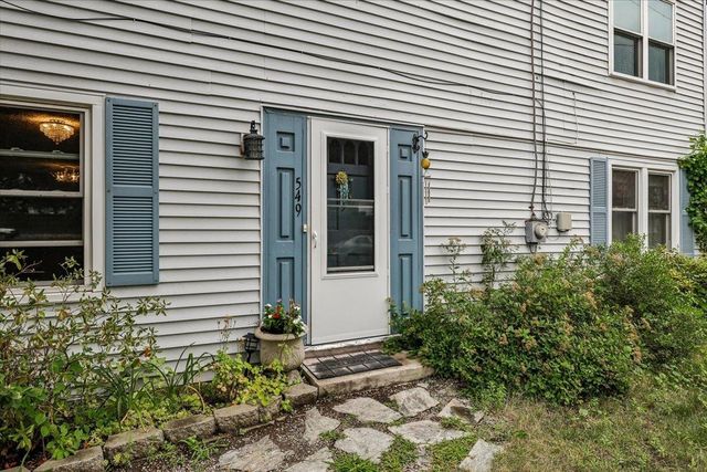 549 Lake Avenue, Manchester, NH 03103