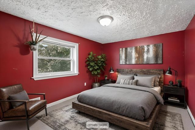 549 Lake Avenue, Manchester, NH 03103