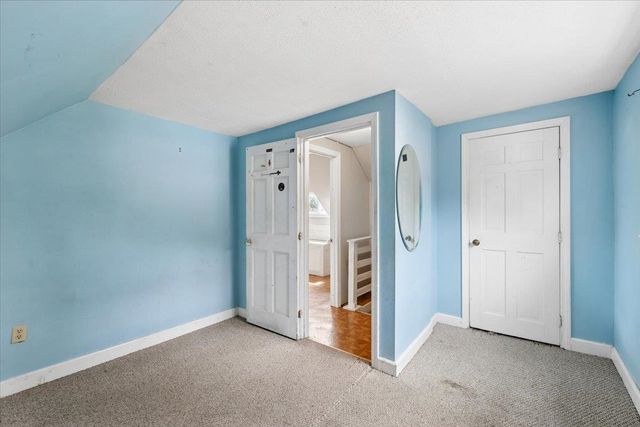 549 Lake Avenue, Manchester, NH 03103