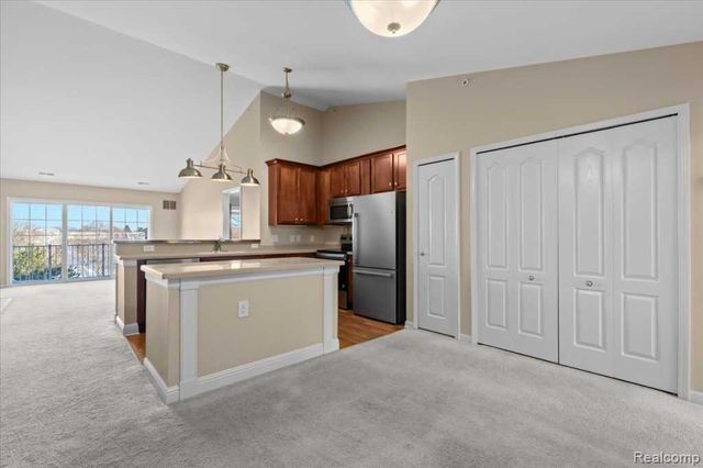 3262 Johanna Ware, Wixom, MI 48393