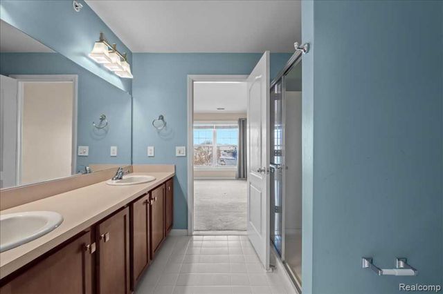 3262 Johanna Ware, Wixom, MI 48393