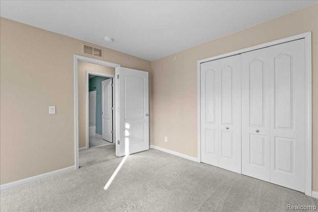 3262 Johanna Ware, Wixom, MI 48393