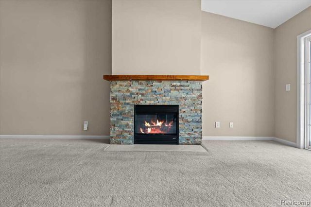 3262 Johanna Ware, Wixom, MI 48393