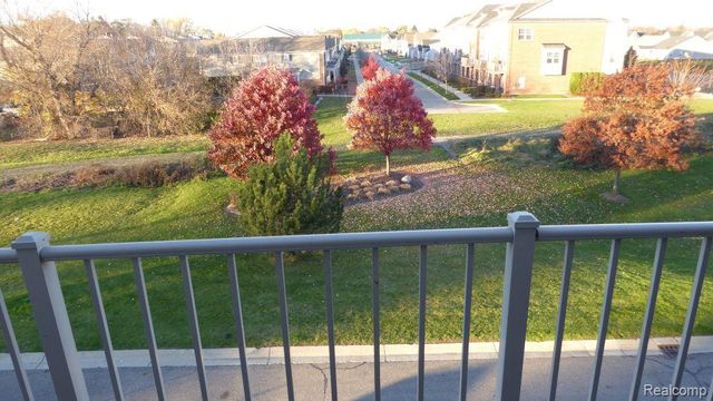 3262 Johanna Ware, Wixom, MI 48393