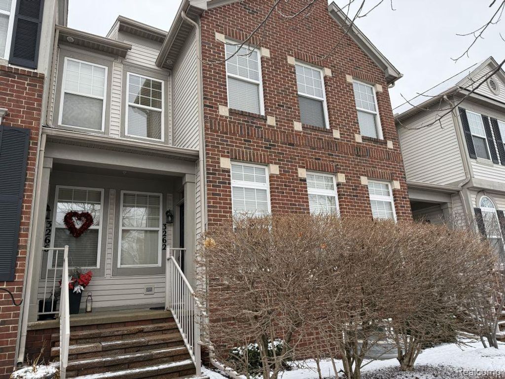 3262 Johanna Ware, Wixom, MI 48393