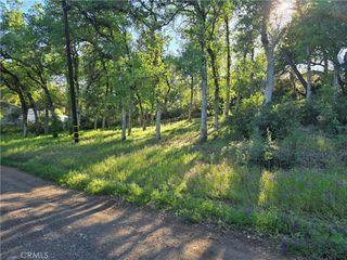 6176 Armijo Avenue, Clearlake, CA 95422