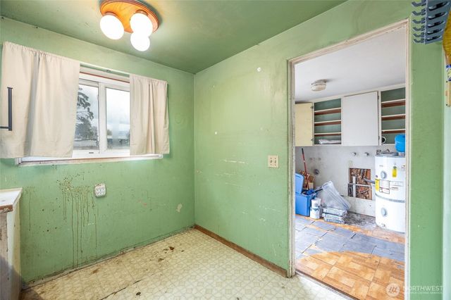 502 N Oak Street, Burlington, WA 98233