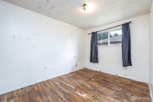 502 N Oak Street, Burlington, WA 98233