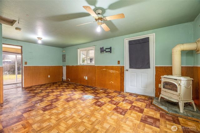 502 N Oak Street, Burlington, WA 98233