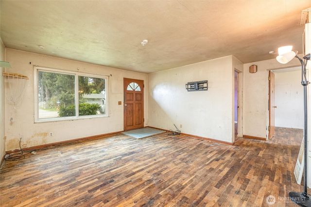 502 N Oak Street, Burlington, WA 98233