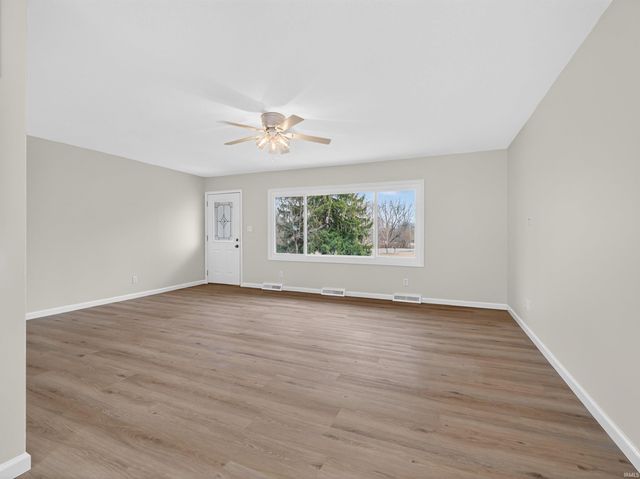 3515 W 200 N, Huntington, IN 46750