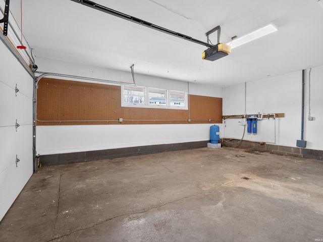 3515 W 200 N, Huntington, IN 46750