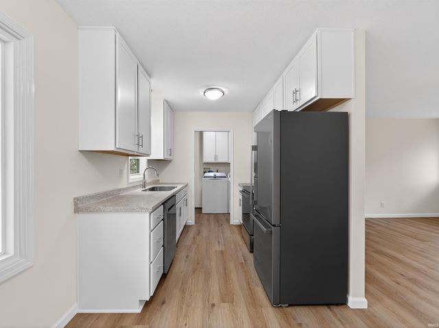 3515 W 200 N, Huntington, IN 46750