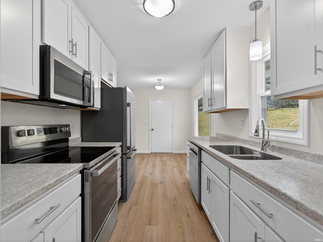 3515 W 200 N, Huntington, IN 46750