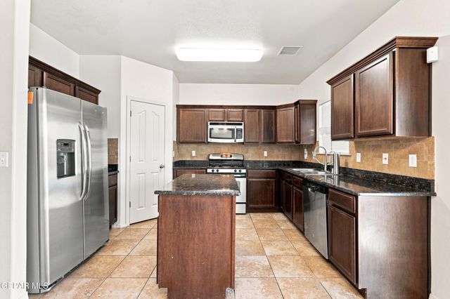 14532 SPANISH POINT Drive, El Paso, TX 79938
