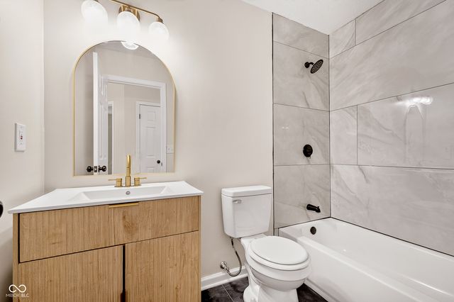 10226 Carmine Drive, Noblesville, IN 46060