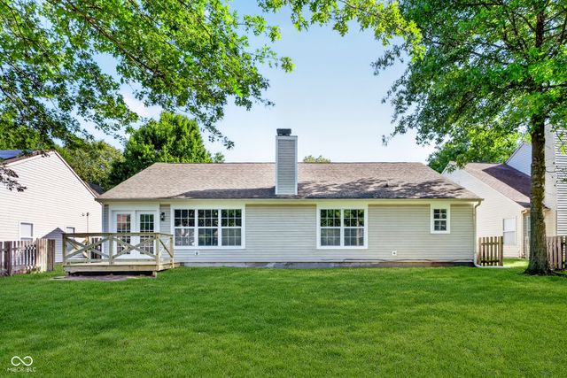 10226 Carmine Drive, Noblesville, IN 46060