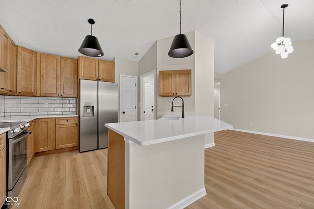10226 Carmine Drive, Noblesville, IN 46060