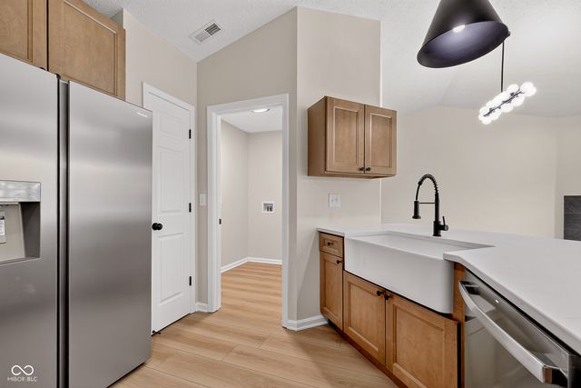 10226 Carmine Drive, Noblesville, IN 46060