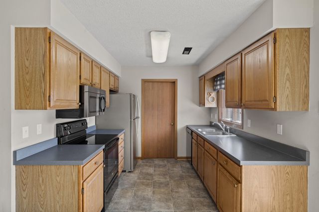 7275 N ROUTE E, Columbia, MO 65202