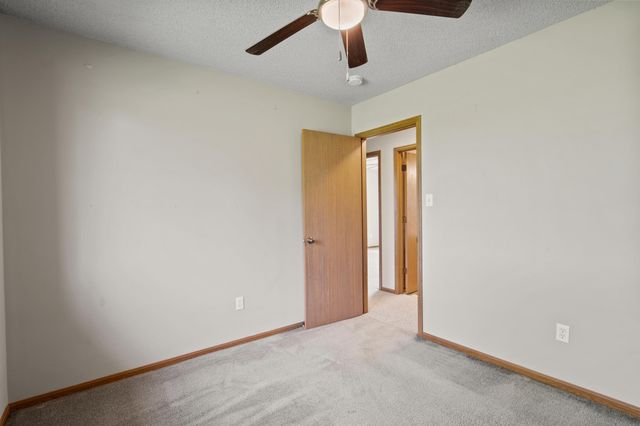 7275 N ROUTE E, Columbia, MO 65202