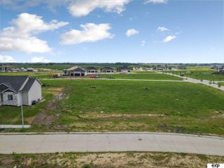 5807 N 198 Street, Elkhorn, NE 68022