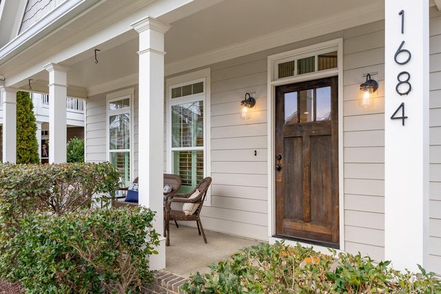 1684 Westover Lane, Chattanooga, TN 37405