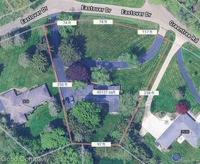 922 Eastover Drive, Bloomfield Hills, MI 48304